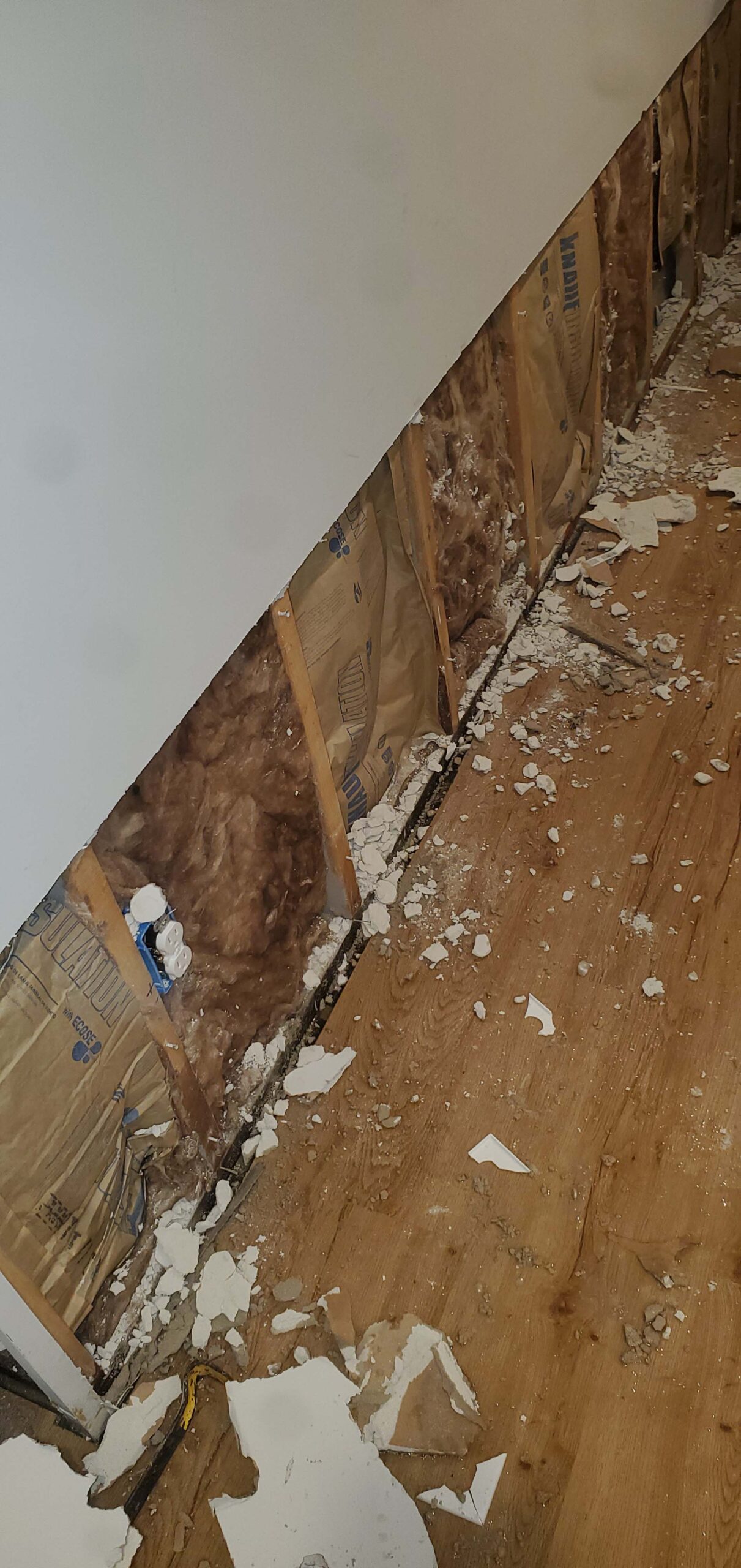 water damage cleanup near me in plainview, ny 11803
